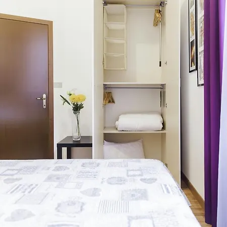 Sgarauella Cesare Battisti Apartamento *